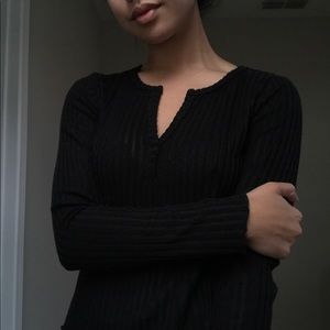 black long sleeve shirt 🖤